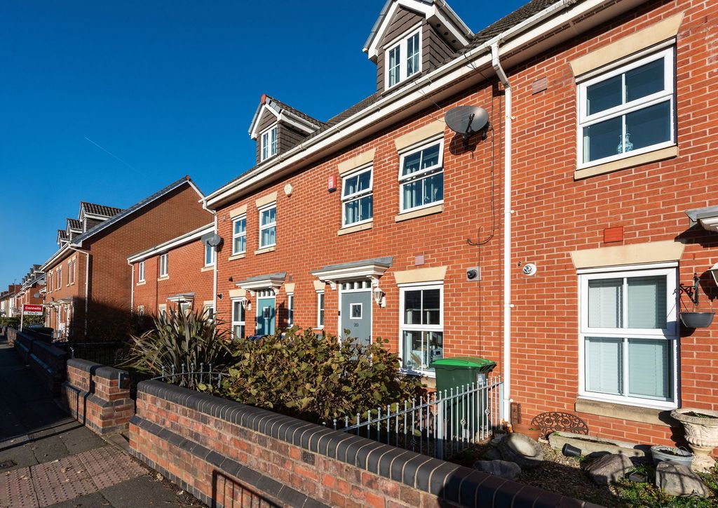 Property photo 1 of 23