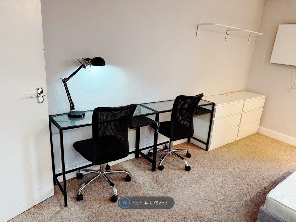 Property photo 3 of 9 Bedroom 1 - Studio-Style Bedroom