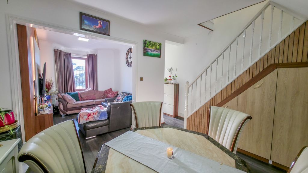 Property photo 2 of 21 20260102_113900