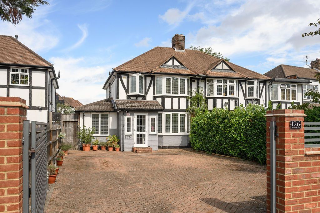 Property photo 1 of 20