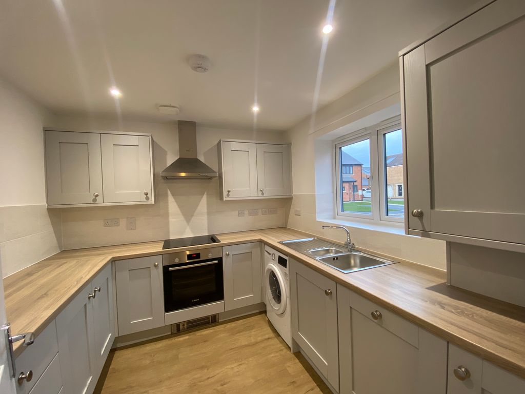 Property photo 1 of 17 Image