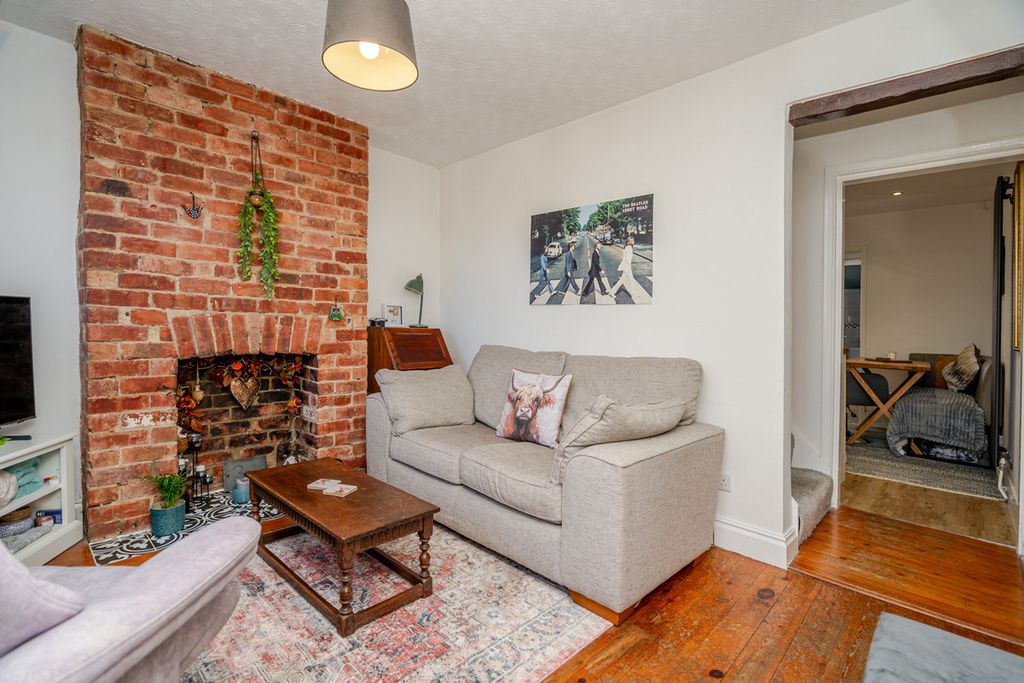 Property photo 3 of 23