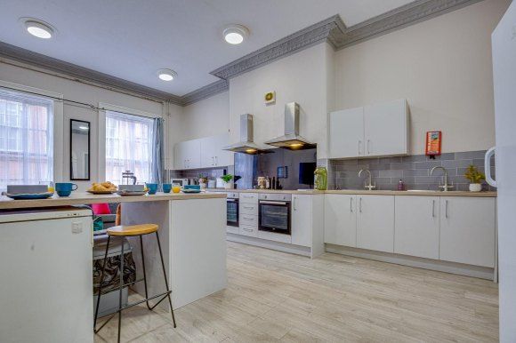 Property photo 3 of 19 Living Area 1.2.Jpg