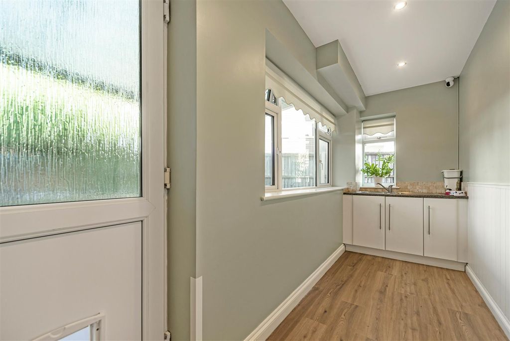 Additional image 7 of 5 bed detached house for saleHampton Dene Road, Hereford HR1