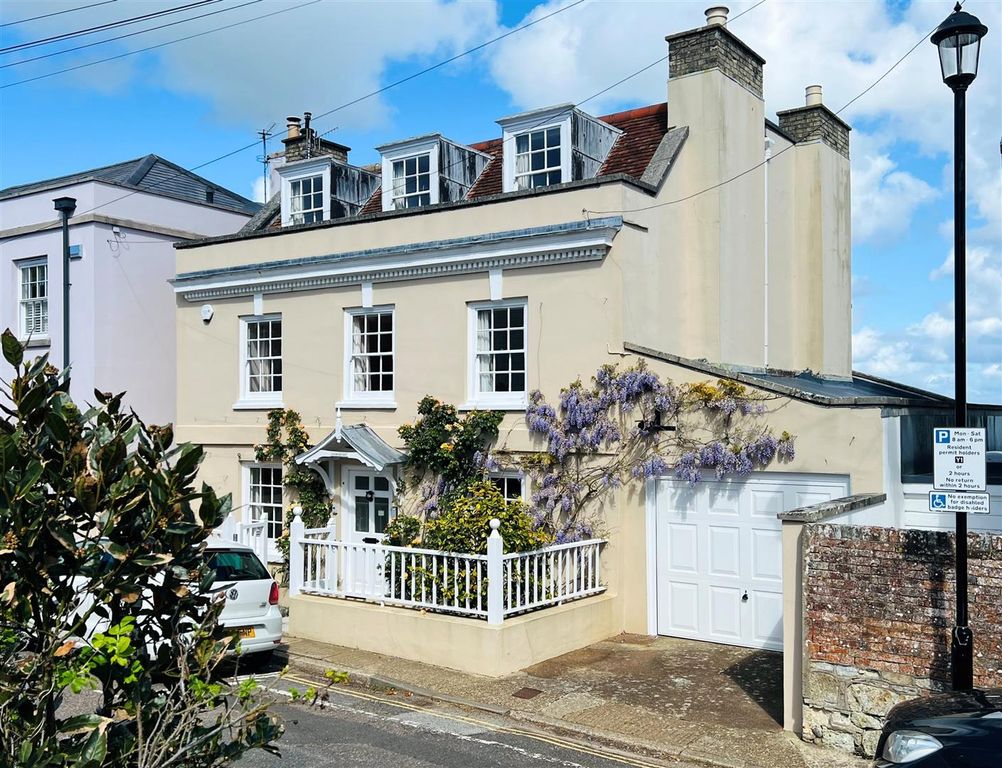 Property photo 2 of 34 Wisteria - Eastern Cottage.Jpg