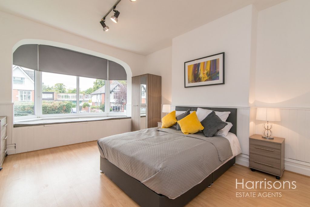 Property photo 2 of 20 3233974