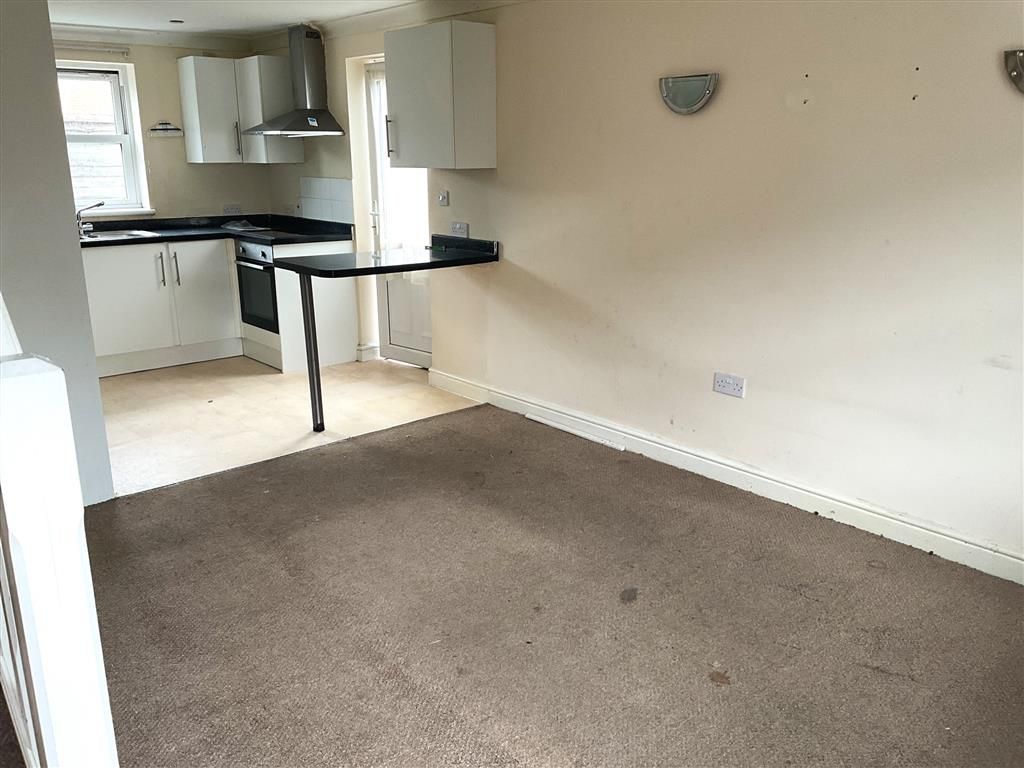 Property photo 3 of 5 Living Room