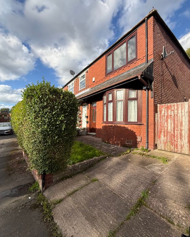 Property photo 1 of 12