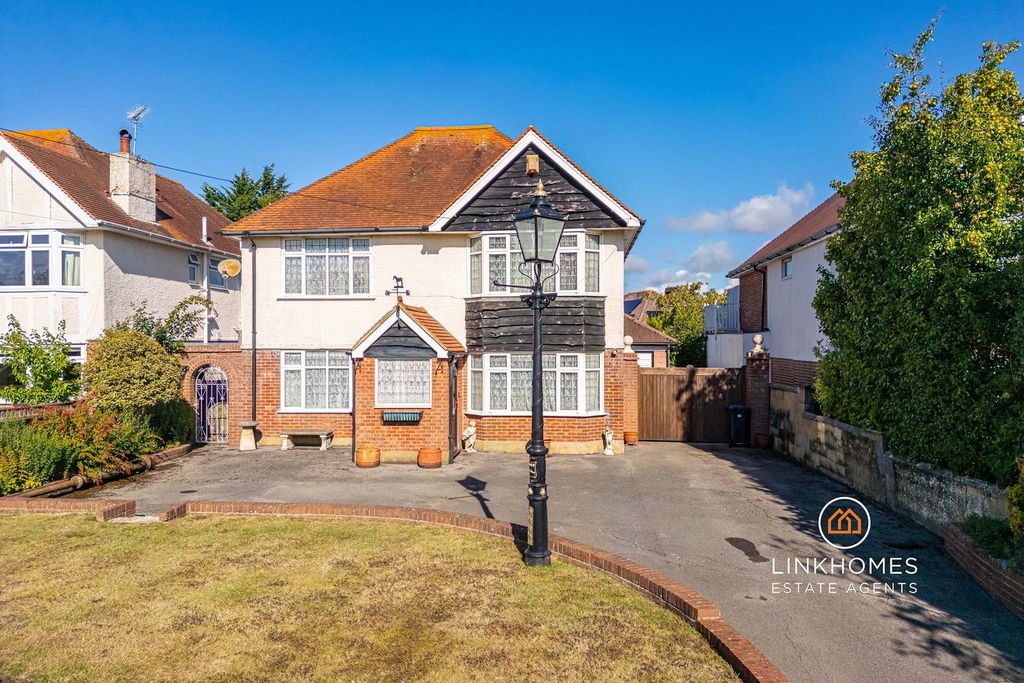 Property photo 1 of 39