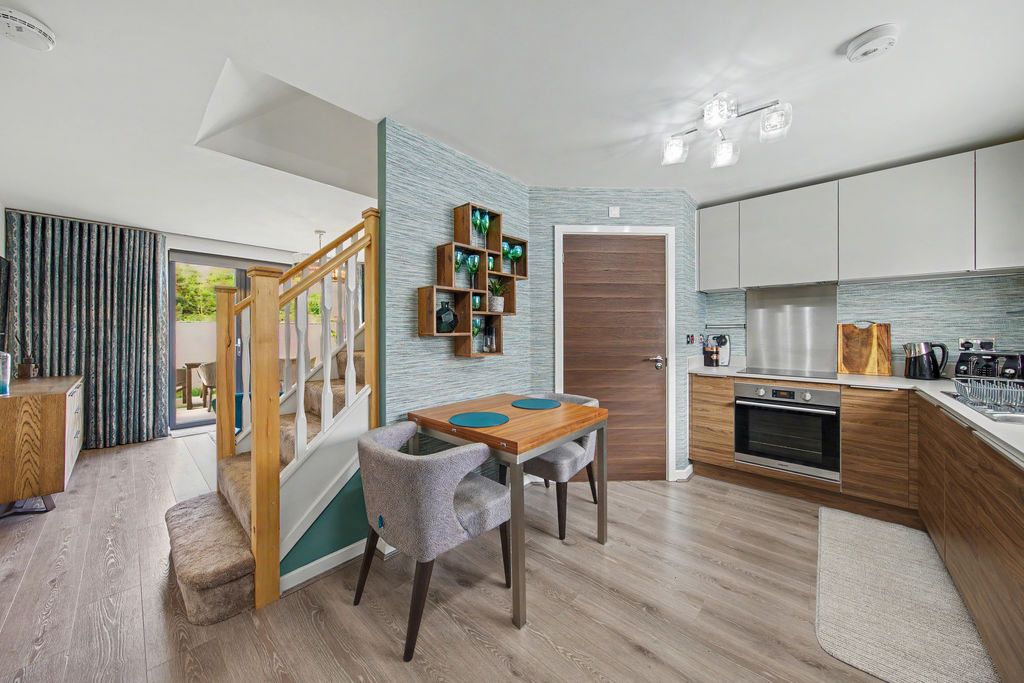 Property photo 3 of 24 Kitchen Diner