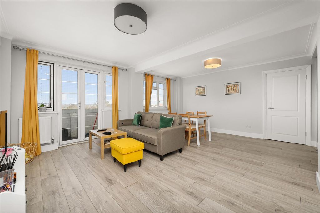 Property photo 1 of 9 19718182 (27).Jpg