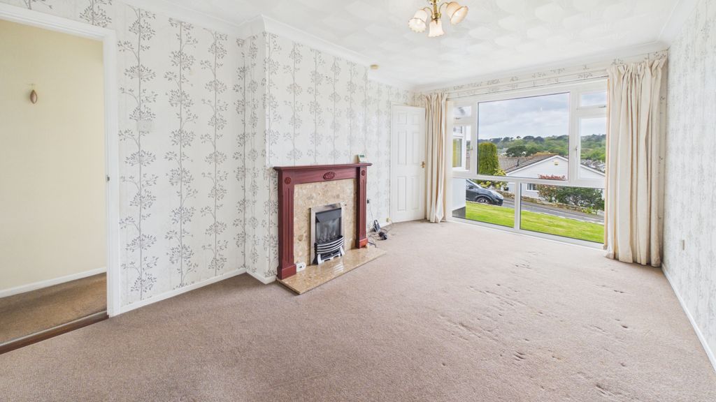 Property photo 2 of 10 Gallery
