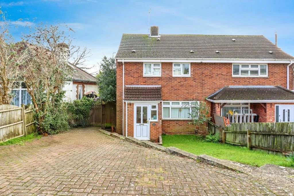 Property photo 1 of 19 Front