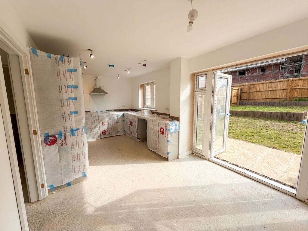 Property photo 2 of 12 Kitchen/Diner