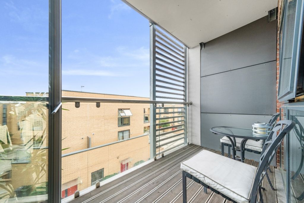 Property photo 2 of 8 1018698 (10)