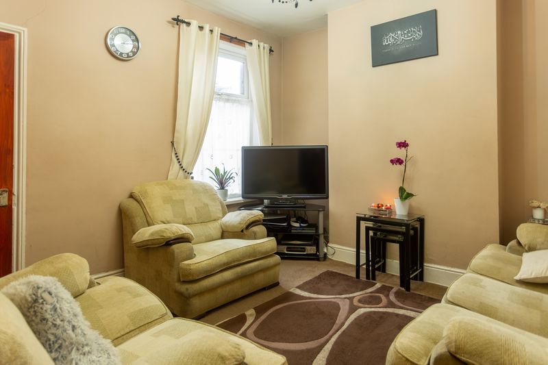 Property photo 3 of 30 Photo 6