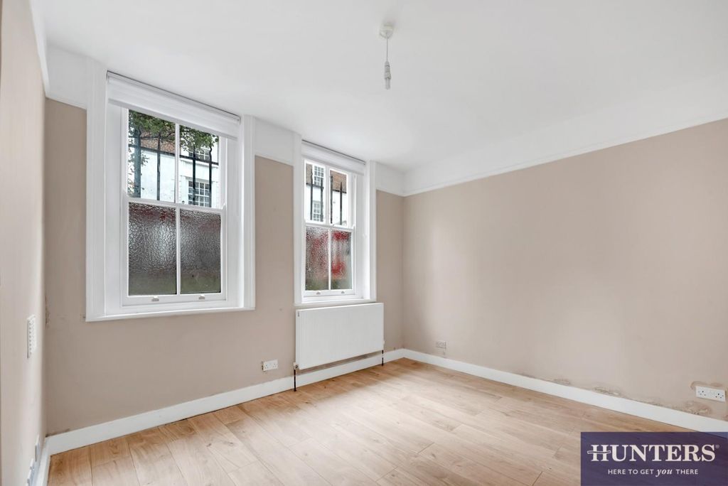 Property photo 3 of 5 Reception Reversed