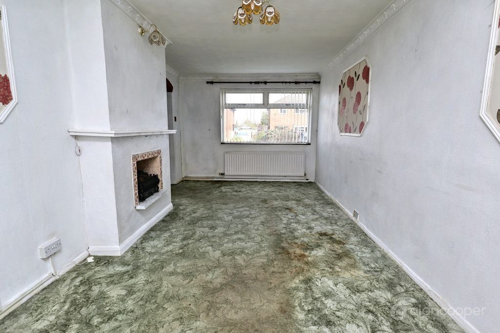 Property photo 3 of 20 5023354