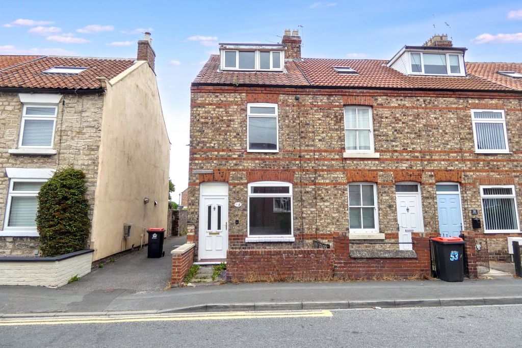 Property photo 1 of 16 51 Mill Street, Norton, Malton, North Yorkshire, Yo17 9Jj