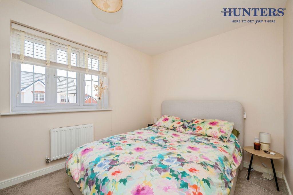 Property photo 2 of 26 Pbox-Img.Jpg