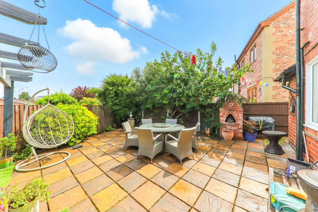 Property photo 3 of 20 Back 2 - High Green Road - Ewemove Pontefract