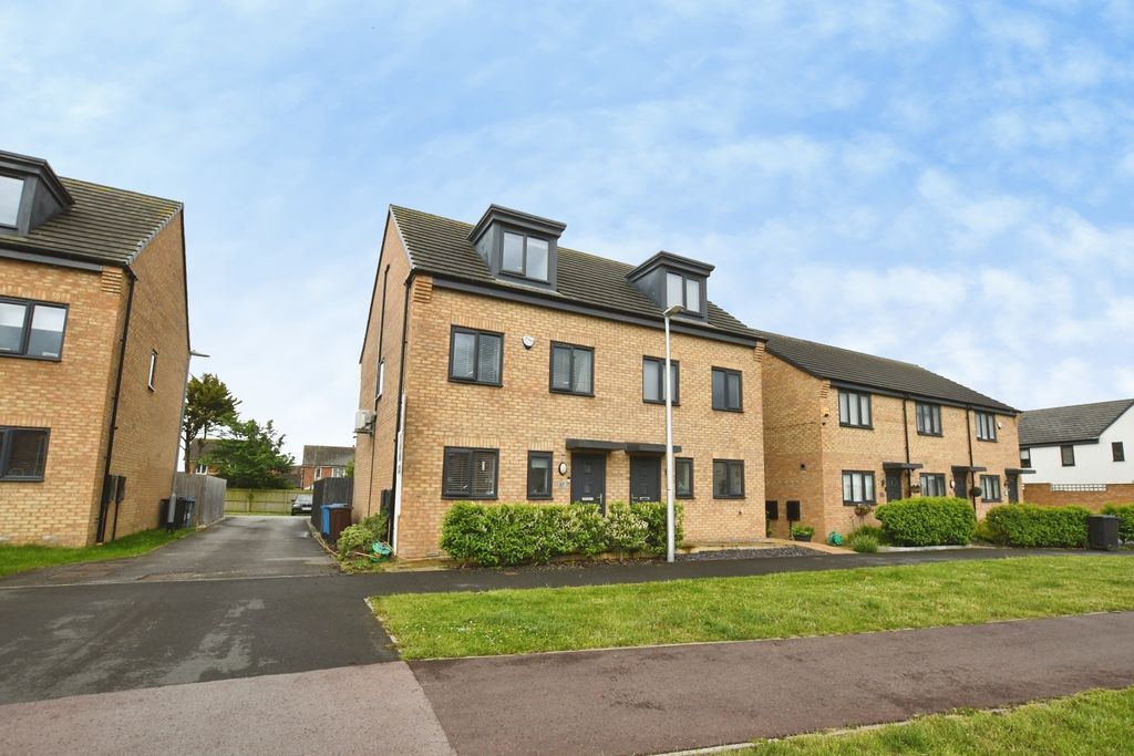 Property photo 1 of 23 Pbox-Img.Jpg