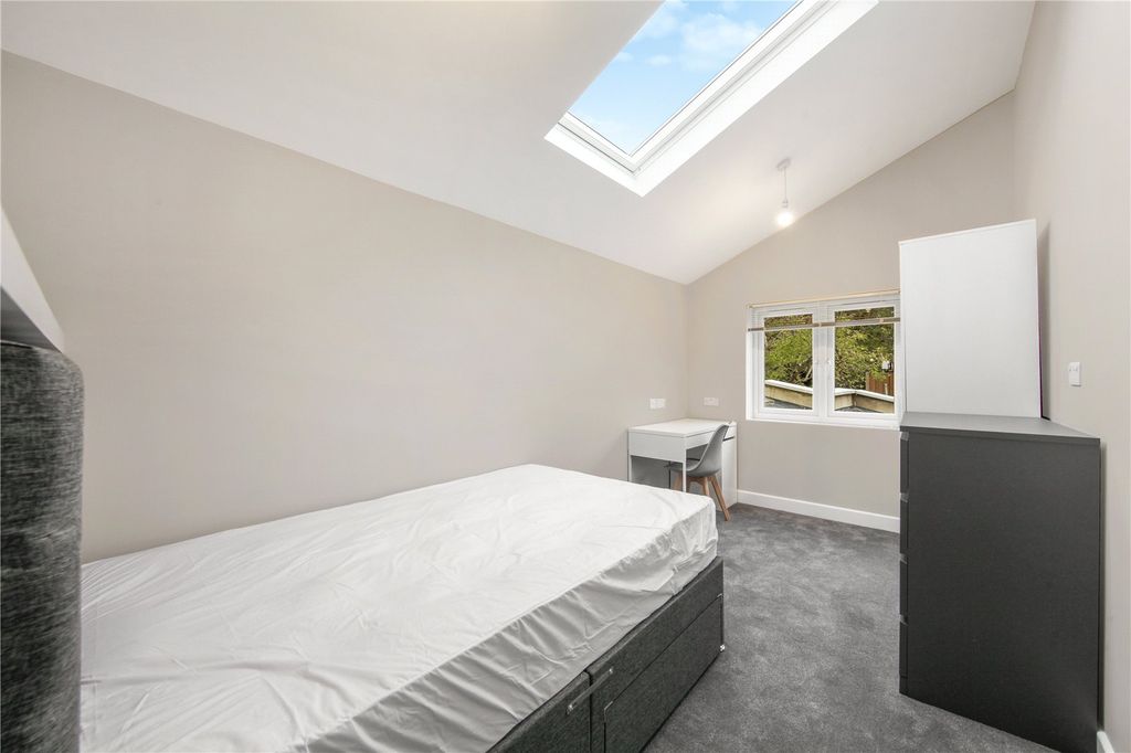 Property photo 3 of 15 Picture No. 26