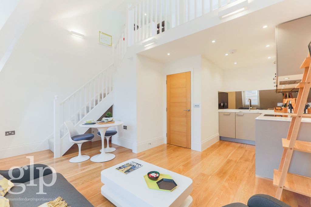 Property photo 1 of 15 4558331
