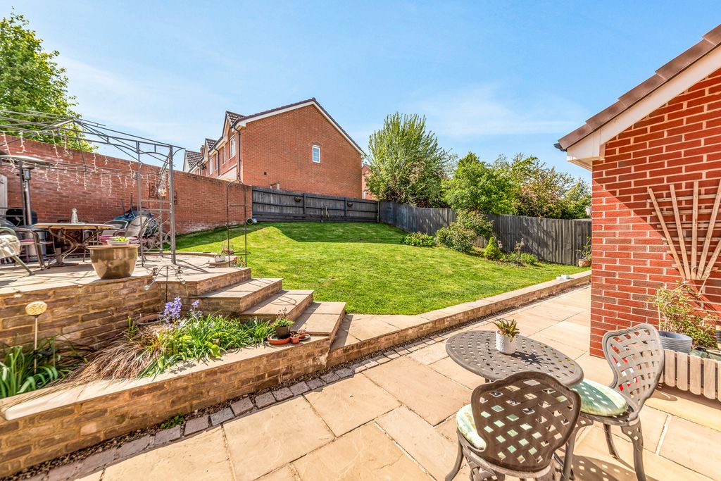 Additional image 20 of 5 bed detached house for saleJonagold Place, Evesham WR11