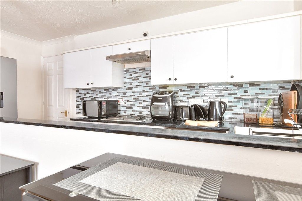 Property photo 2 of 12 Kitchen