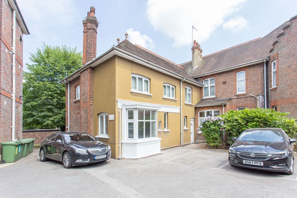 Property photo 1 of 1