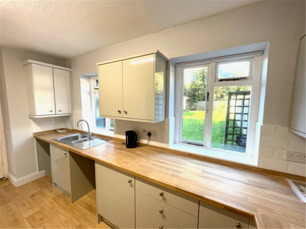 Property photo 1 of 17 New Kitchena