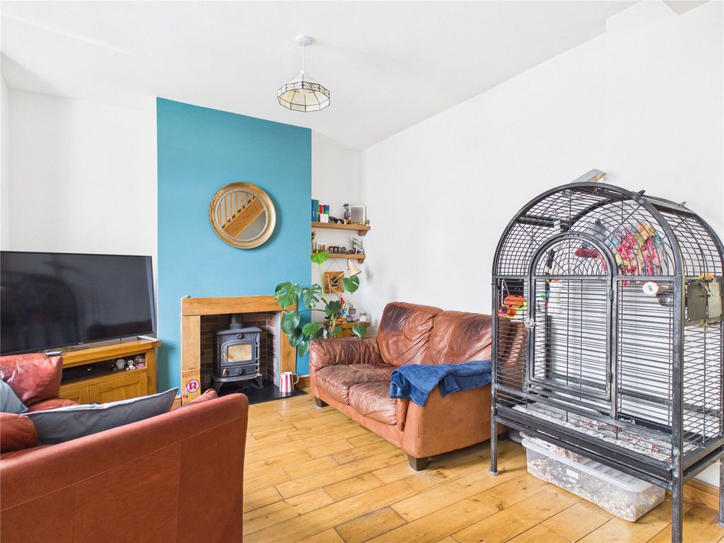 Property photo 3 of 27 Picture No. 84