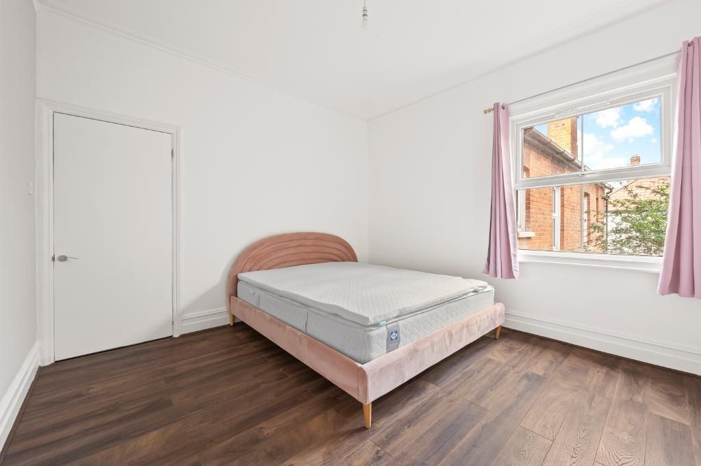 Property photo 3 of 9 Photo 3