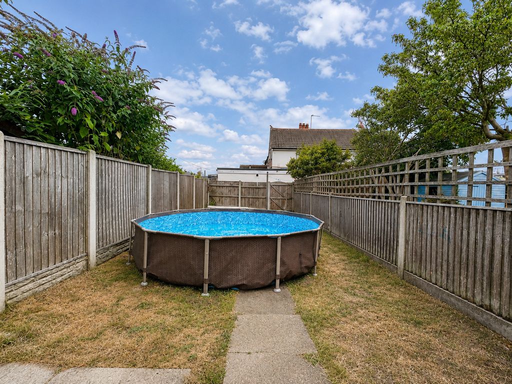 Property photo 2 of 9
