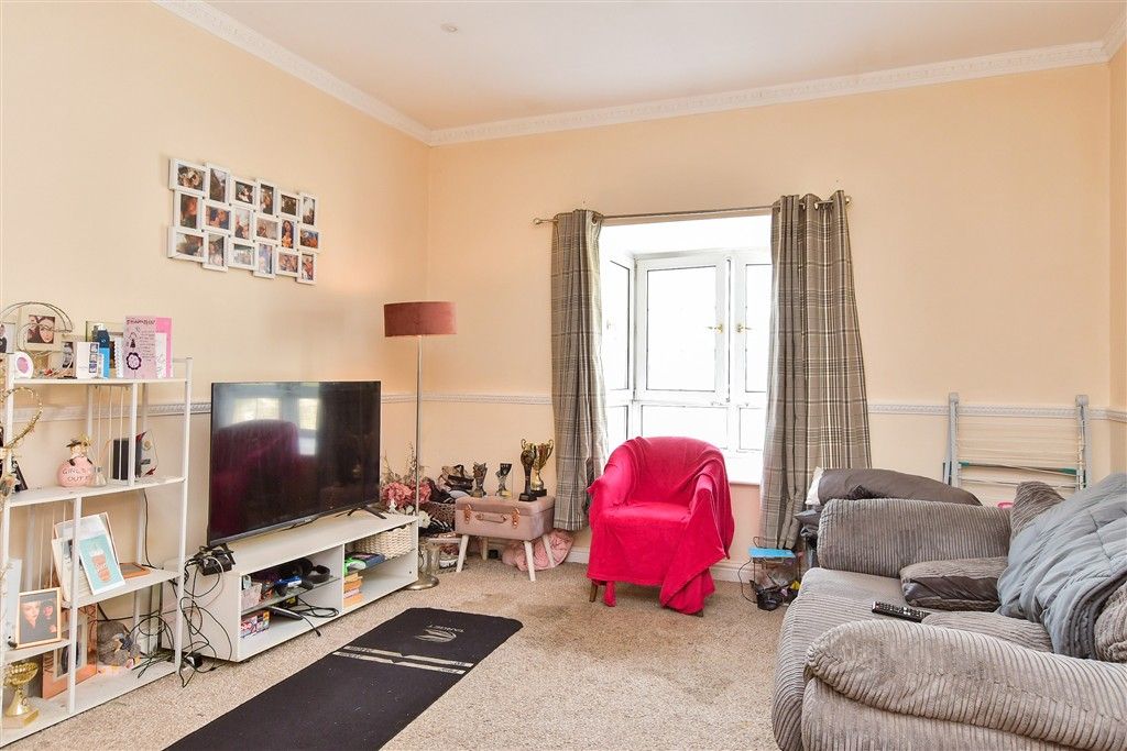 Property photo 3 of 10 Living Area
