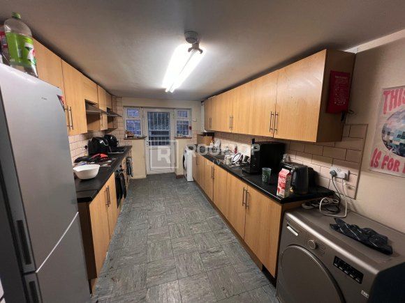 Property photo 1 of 19 9093931.Jpg