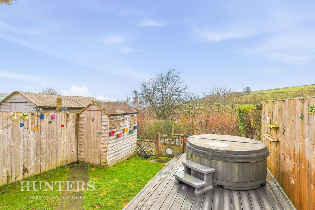 Property photo 2 of 22 Rear Garden