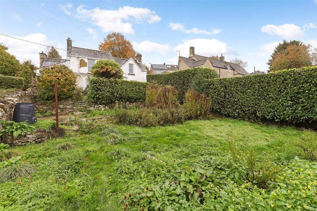 Property photo 2 of 12 Ph7_6288583.Jpg