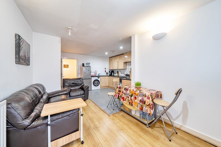 Property photo 2 of 18