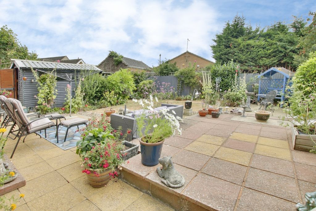 Property photo 2 of 18