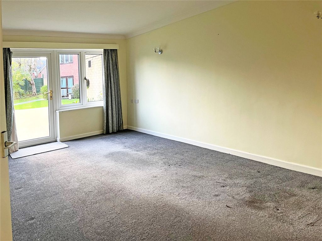 Property photo 3 of 9 Picture 3