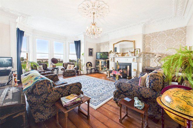 Property photo 3 of 58 Picture No. 57