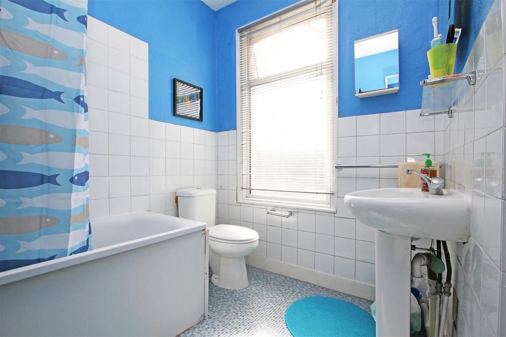 Property photo 1 of 8 57 Kenlor Road Bathroom.Jpg