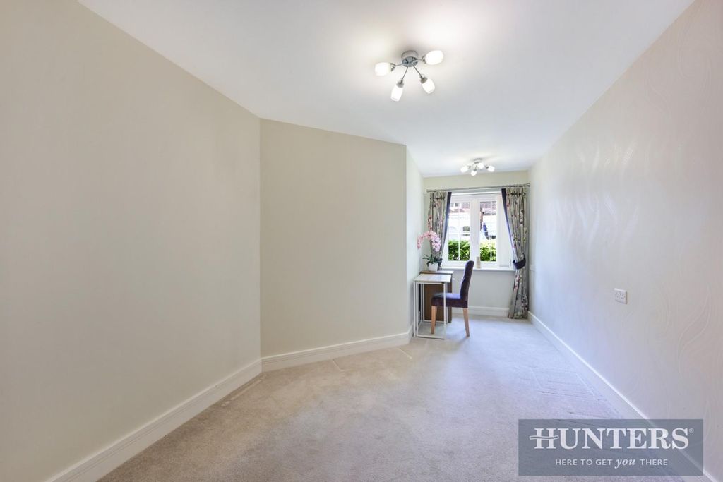 Property photo 1 of 13 Wellington Court (1).Jpg