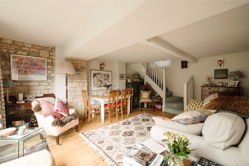 Property photo 3 of 13 Picture No. 11