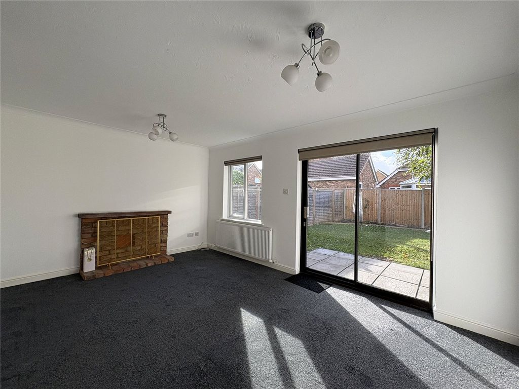 Property photo 2 of 14 Picture No. 15