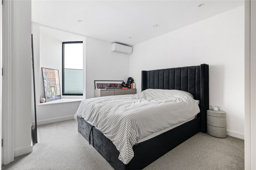 Property photo 2 of 11 Picture No. 11