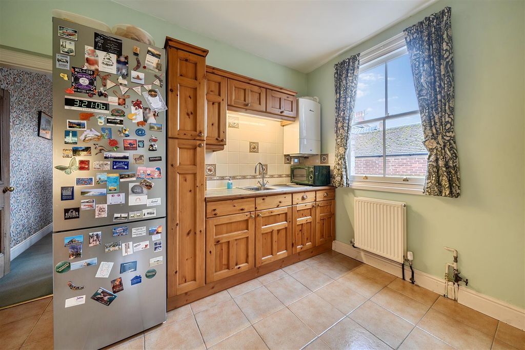 Additional image 9 of 6 bed semi-detached house for saleSt. Augustines Road, Bedford MK40