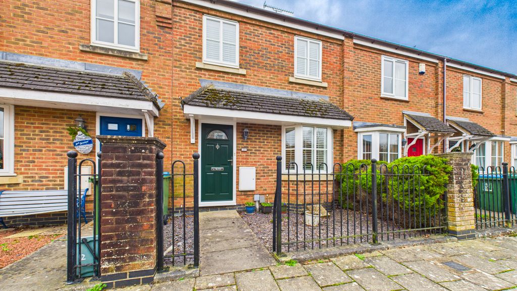 Property photo 1 of 14 Cam04968G0-Pr0086-Still003-2